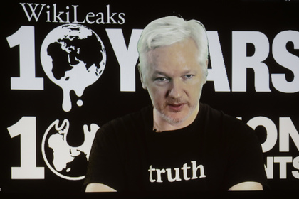 WikiLeaks опубликовал часть писем главы избирательной кампании Клинтон