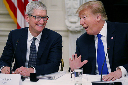 Трамп выдумал главе Apple новую фамилию